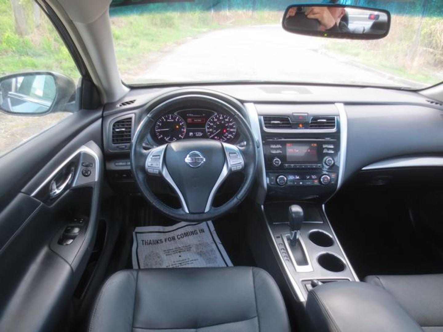 2013 Gray /Black Nissan Altima 2.5 SL (1N4AL3AP2DC) with an 2.5L L4 DOHC 16V engine, Automatic transmission, located at 270 US Route 6, Mahopac, NY, 10541, (845) 621-0895, 41.349022, -73.755280 - Photo#8