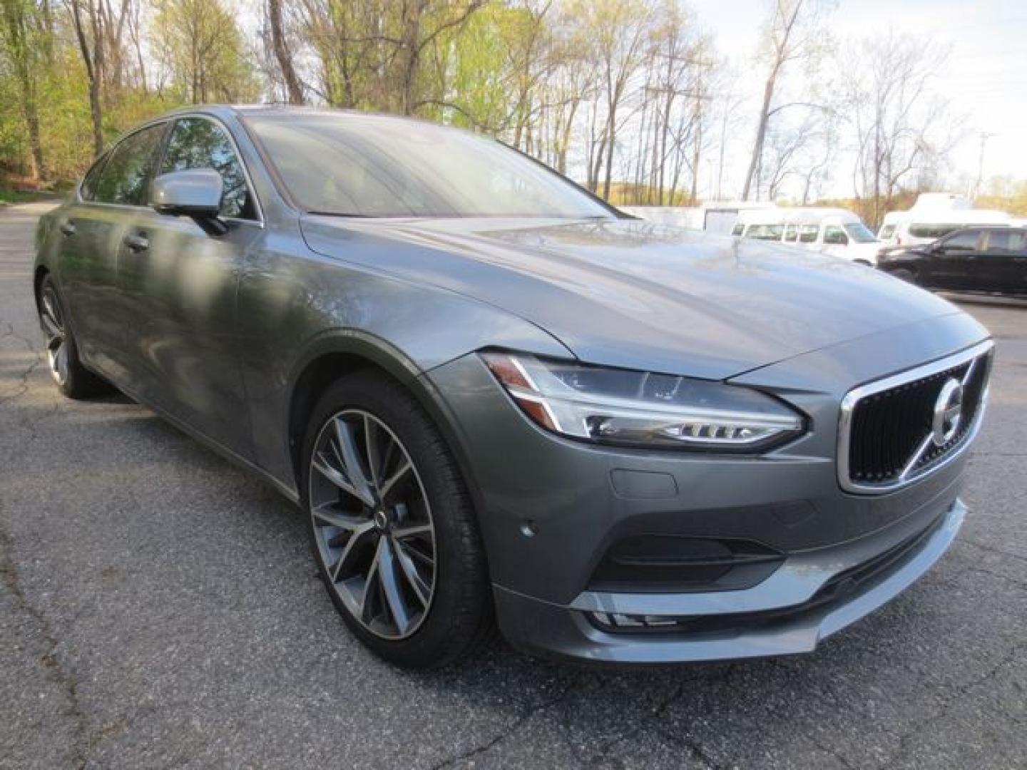 2018 Gray /Black Volvo S90 T5 Momentum (LVY982MK3JP) with an 2.0L L4 DOHC 16V engine, 8 Speed Automatic transmission, located at 270 US Route 6, Mahopac, NY, 10541, (845) 621-0895, 41.349022, -73.755280 - Photo#1