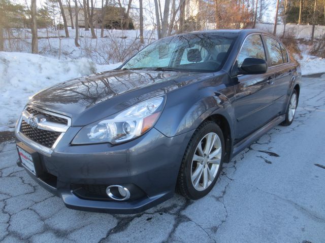photo of 2014 Subaru Legacy 2.5i