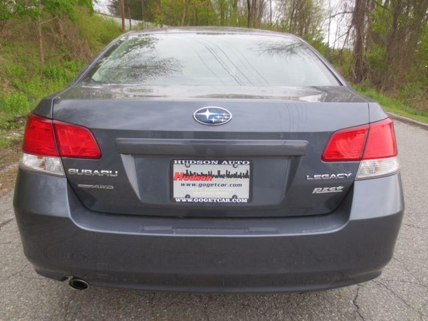2014 Gray /Black Subaru Legacy 2.5i (4S3BMBA6XE3) with an 2.5L H4 SOHC 16V engine, Automatic transmission, located at 270 US Route 6, Mahopac, NY, 10541, (845) 621-0895, 41.349022, -73.755280 - Photo#5