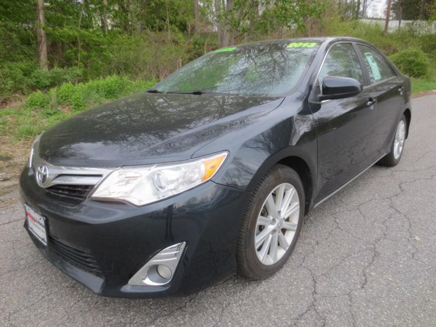 2013 Blue /Gray Toyota Camry XLE (4T1BK1FK7DU) with an 3.5L V6 DOHC 24V engine, 6-Speed Automatic transmission, located at 270 US Route 6, Mahopac, NY, 10541, (845) 621-0895, 41.349022, -73.755280 - Photo#0