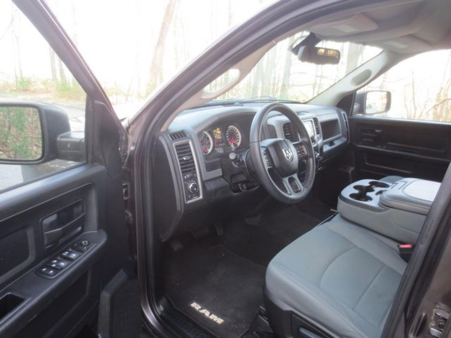 2014 Gray /Gray RAM 1500 Express Crew Cab (1C6RR7KT0ES) with an 5.7L V8 OHV 16V engine, 6-Speed Automatic transmission, located at 270 US Route 6, Mahopac, NY, 10541, (845) 621-0895, 41.349022, -73.755280 - Photo#6