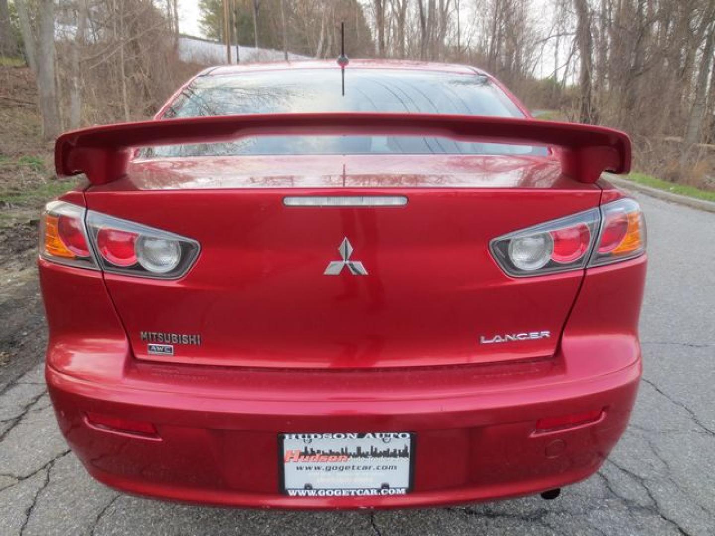 2016 Red /Black Mitsubishi Lancer SE (JA32V2FW1GU) with an 2.4L L4 SOHC 16V engine, CVT transmission, located at 270 US Route 6, Mahopac, NY, 10541, (845) 621-0895, 41.349022, -73.755280 - Photo#5