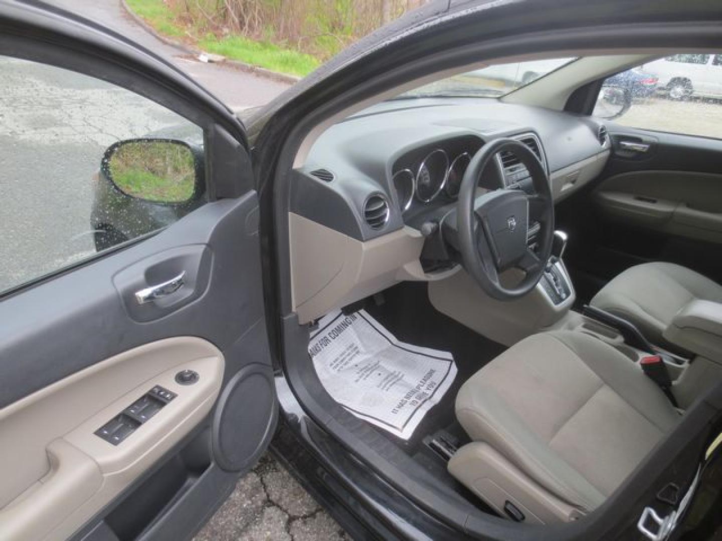 2011 Black /Gray Dodge Caliber Mainstreet (1B3CB3HA7BD) with an 2.0L L4 DOHC 16V engine, Automatic transmission, located at 270 US Route 6, Mahopac, NY, 10541, (845) 621-0895, 41.349022, -73.755280 - Photo#6