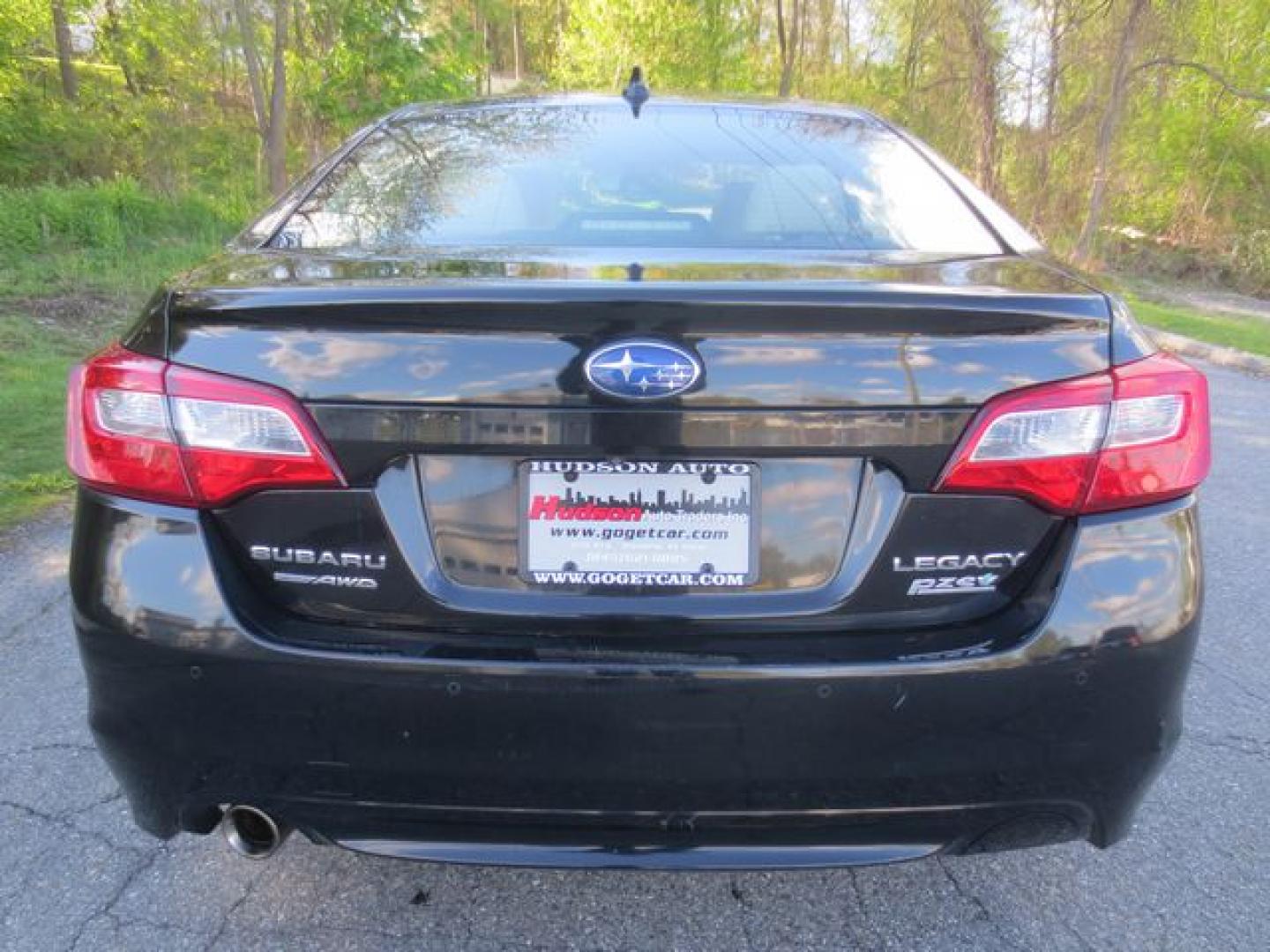 2017 Black /Gray Subaru Legacy 2.5i Limited (4S3BNAN69H3) with an 2.5L H4 SOHC 16V engine, Automatic transmission, located at 270 US Route 6, Mahopac, NY, 10541, (845) 621-0895, 41.349022, -73.755280 - Photo#5