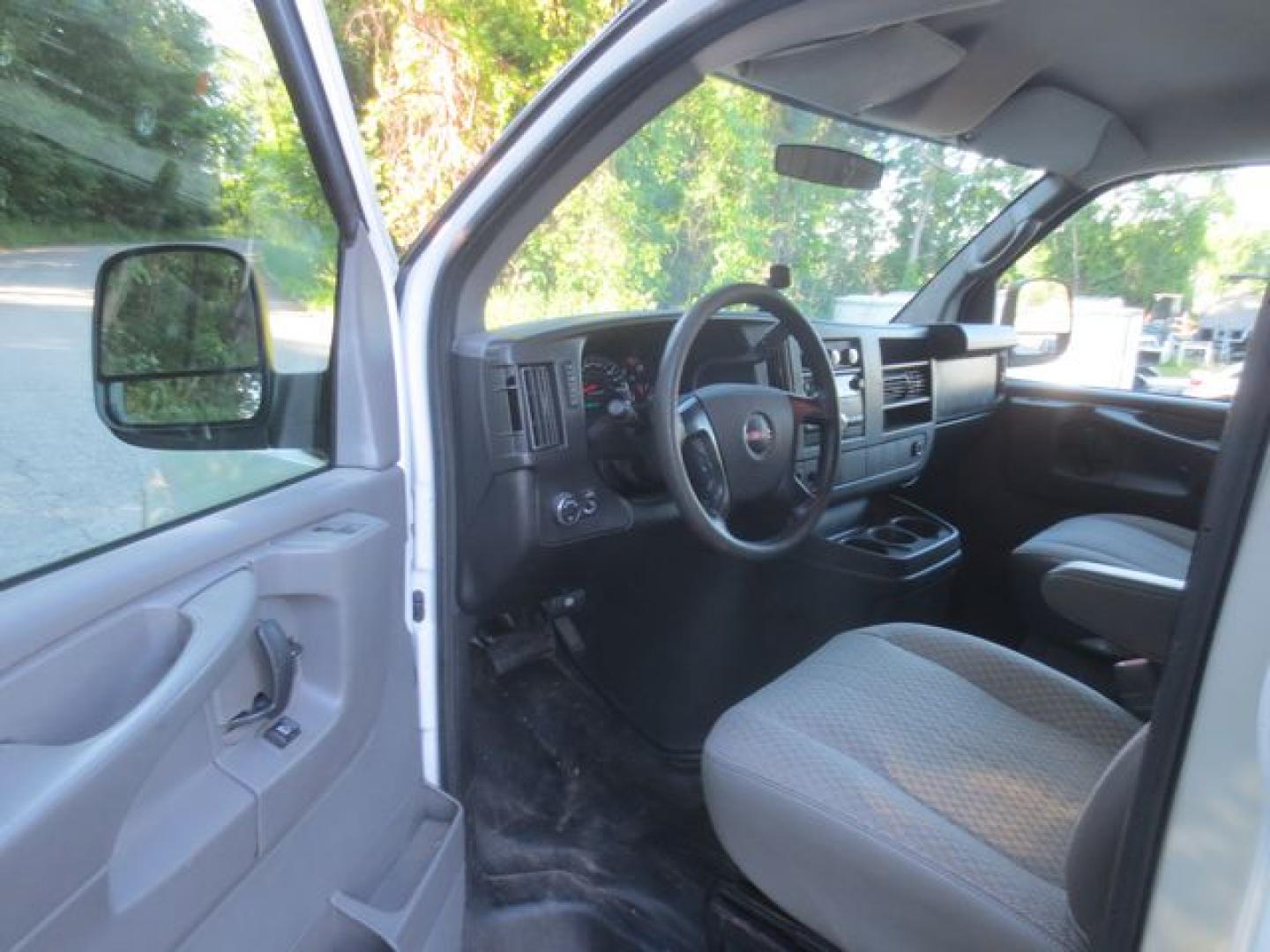 2014 White /Gray GMC Savana G2500 Cargo (1GTW7FCA4E1) with an 4.8L V8 OHV 16V FFV engine, 6-Speed Automatic transmission, located at 270 US Route 6, Mahopac, NY, 10541, (845) 621-0895, 41.349022, -73.755280 - Photo#6