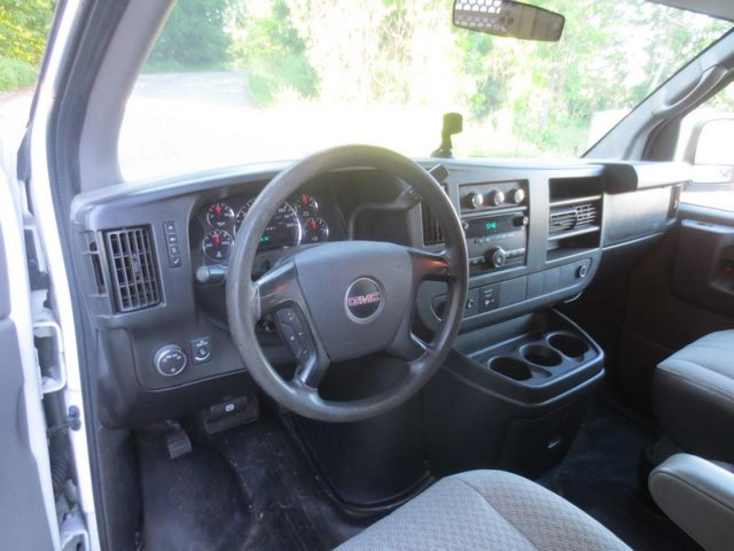 2014 White /Gray GMC Savana G2500 Cargo (1GTW7FCA4E1) with an 4.8L V8 OHV 16V FFV engine, 6-Speed Automatic transmission, located at 270 US Route 6, Mahopac, NY, 10541, (845) 621-0895, 41.349022, -73.755280 - Photo#7