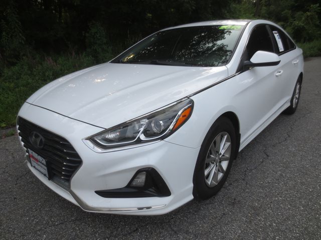 photo of 2018 Hyundai Sonata SE