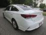 2018 White /Black Hyundai Sonata SE (5NPE24AF9JH) with an 2.4L L4 DOHC 16V engine, Automatic transmission, located at 270 US Route 6, Mahopac, NY, 10541, (845) 621-0895, 41.349022, -73.755280- Photo#4
