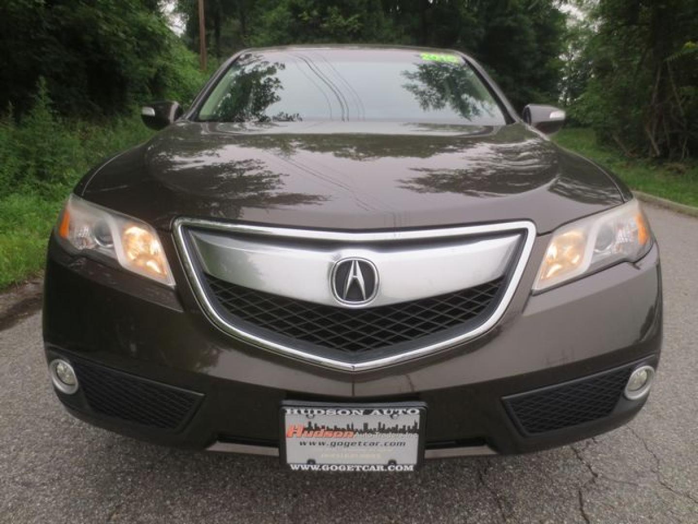 2015 Acura RDX Technology Package (5J8TB4H56FL) with an 2.3L L4 DOHC 16V engine, 6-Speed Automatic transmission, located at 270 US Route 6, Mahopac, NY, 10541, (845) 621-0895, 41.349022, -73.755280- Photo#2