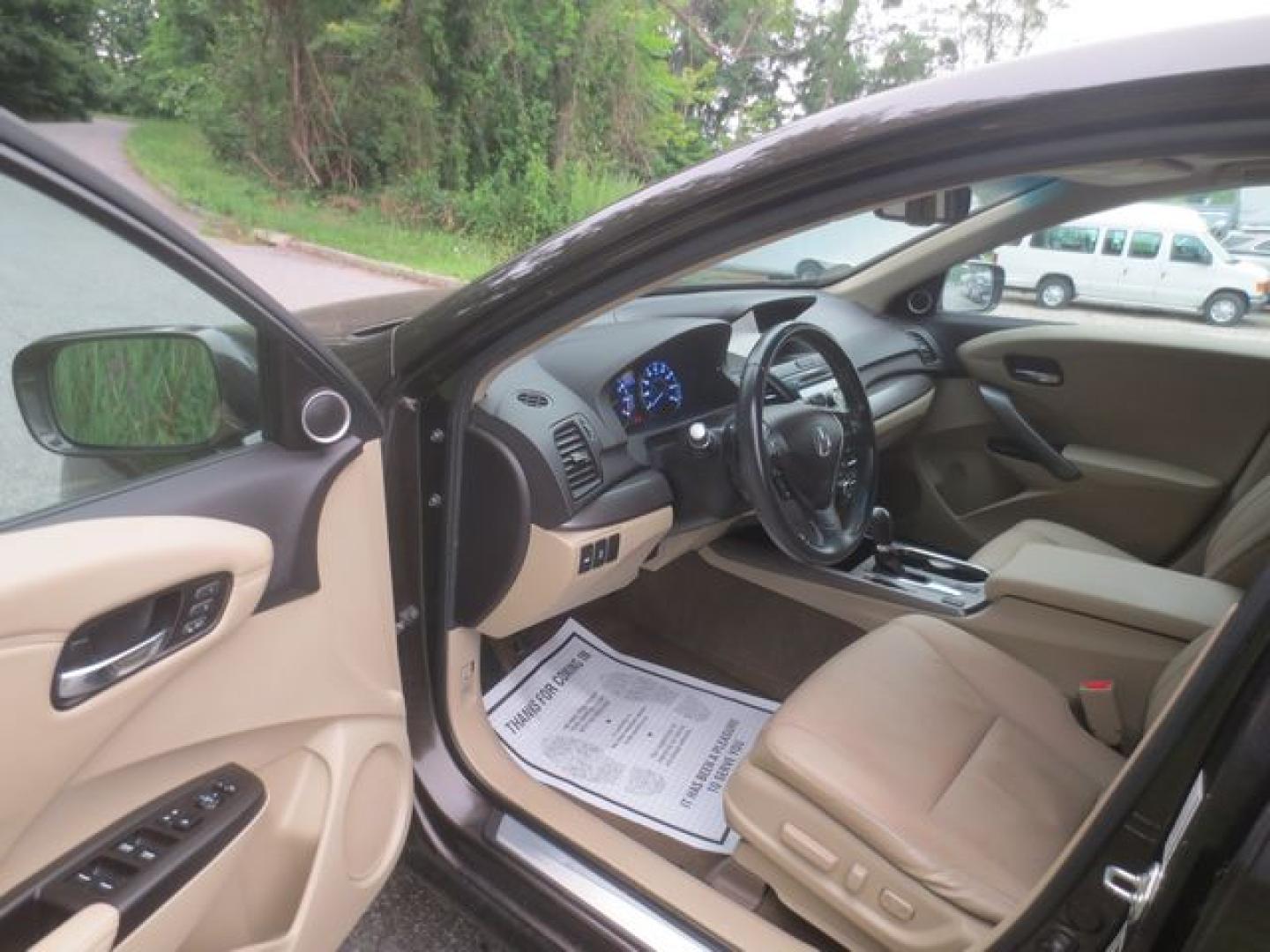 2015 Acura RDX Technology Package (5J8TB4H56FL) with an 2.3L L4 DOHC 16V engine, 6-Speed Automatic transmission, located at 270 US Route 6, Mahopac, NY, 10541, (845) 621-0895, 41.349022, -73.755280- Photo#6