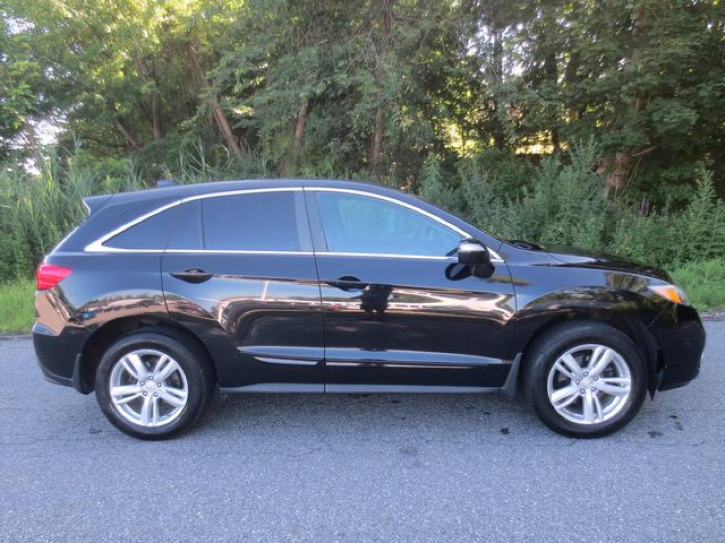 2014 Black /Black Acura RDX w/ Technology Package (5J8TB4H56EL) with an 2.3L L4 DOHC 16V engine, 6-Speed Automatic transmission, located at 270 US Route 6, Mahopac, NY, 10541, (845) 621-0895, 41.349022, -73.755280- Photo#10