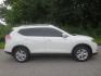 2014 White /Black Nissan Rogue SV (5N1AT2MV2EC) with an 2.5L L4 DOHC 16V engine, Automatic transmission, located at 270 US Route 6, Mahopac, NY, 10541, (845) 621-0895, 41.349022, -73.755280- Photo#10