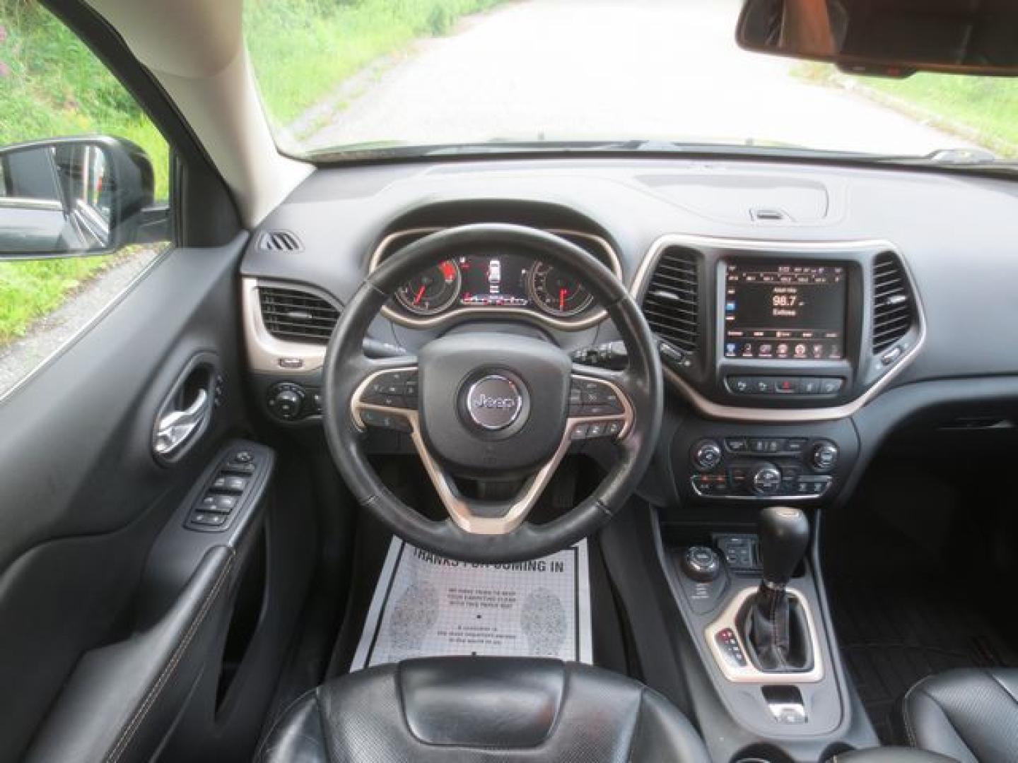 2016 Black /Black Jeep Cherokee Limited (1C4PJMDS3GW) with an 3.2L V6 DOHC 24V engine, Automatic transmission, located at 270 US Route 6, Mahopac, NY, 10541, (845) 621-0895, 41.349022, -73.755280- Photo#8