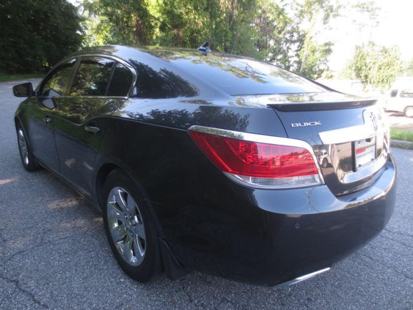 2011 Black /Black Buick LaCrosse CXS (1G4GE5ED4BF) with an 3.6L V6 DOHC 24V engine, Automatic transmission, located at 270 US Route 6, Mahopac, NY, 10541, (845) 621-0895, 41.349022, -73.755280- Photo#4