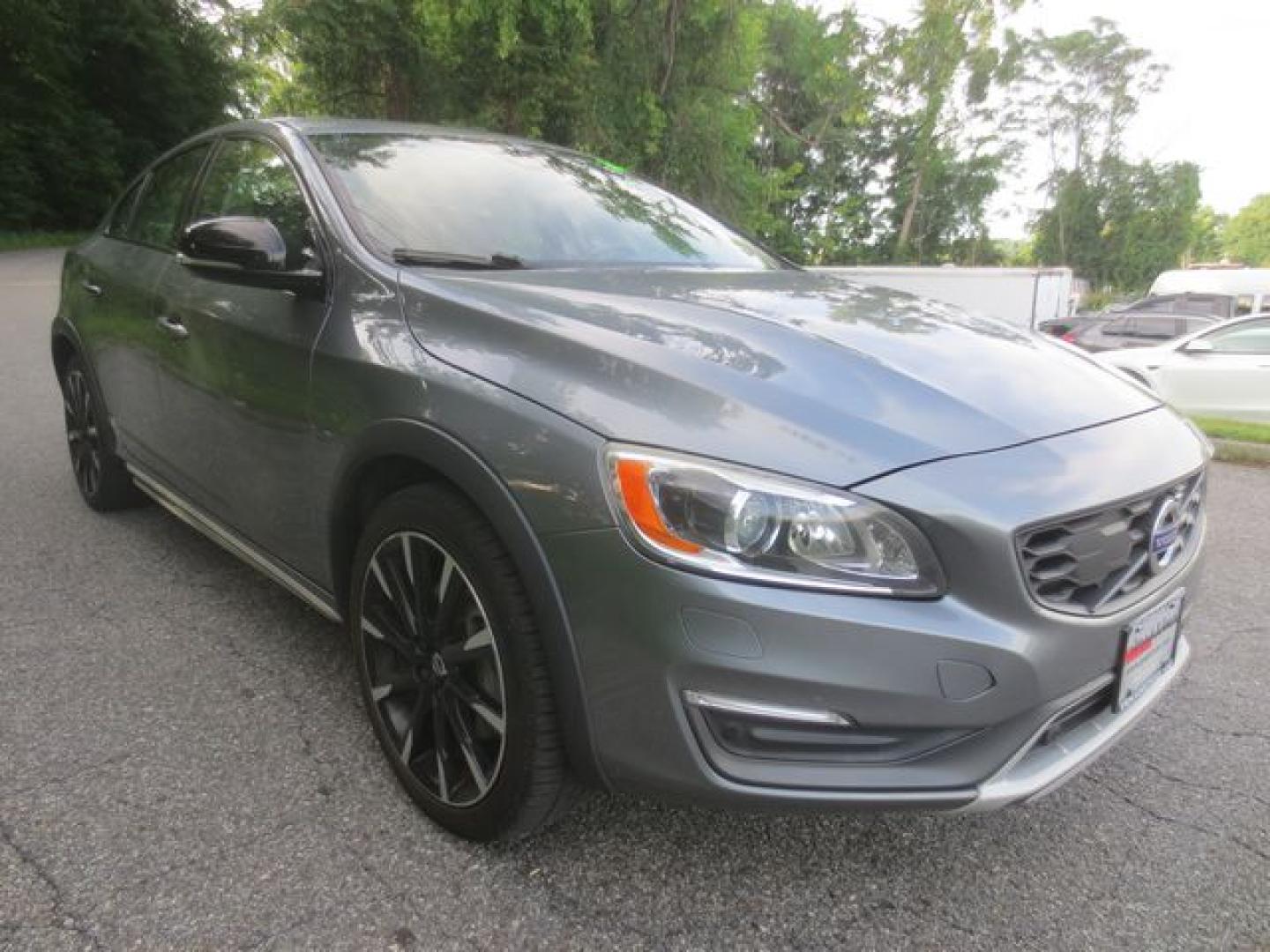 2016 Gray /Gray Volvo V60 Cross Country T5 Platinum (YV4612UM6G2) with an 2.5L L5 DOHC 20V engine, Automatic transmission, located at 270 US Route 6, Mahopac, NY, 10541, (845) 621-0895, 41.349022, -73.755280- Photo#1