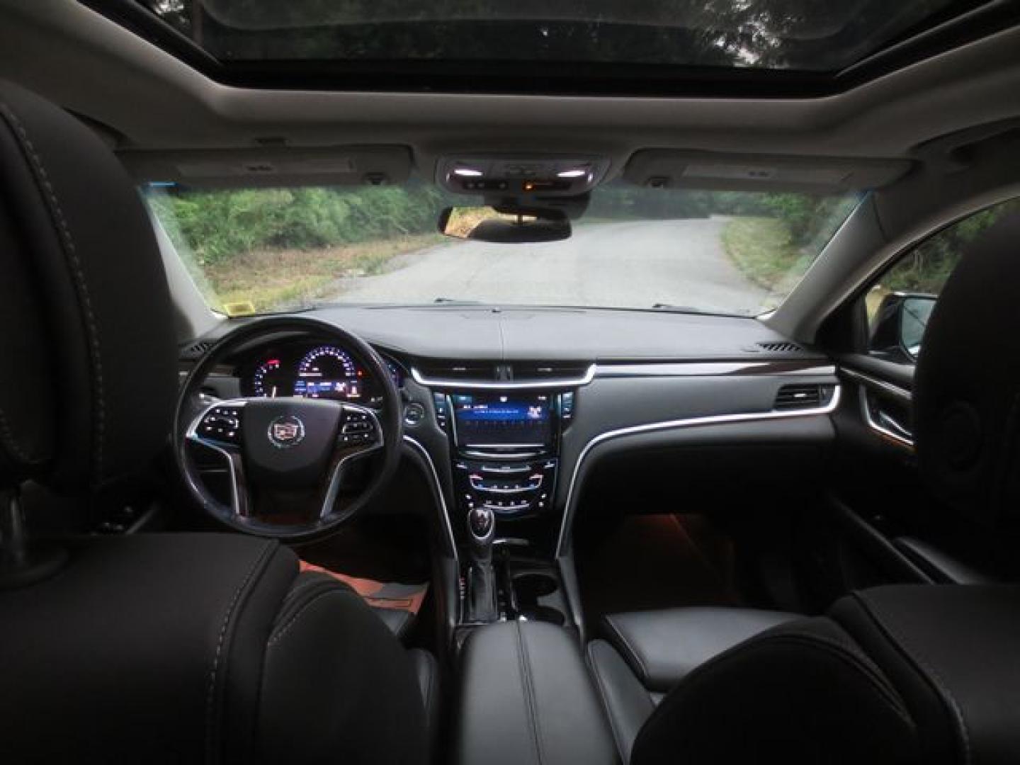 2014 Black /Black Cadillac XTS Luxury (2G61N5S39E9) with an 3.6L V6 DOHC 24V engine, 6-Speed Automatic transmission, located at 270 US Route 6, Mahopac, NY, 10541, (845) 621-0895, 41.349022, -73.755280- Photo#7