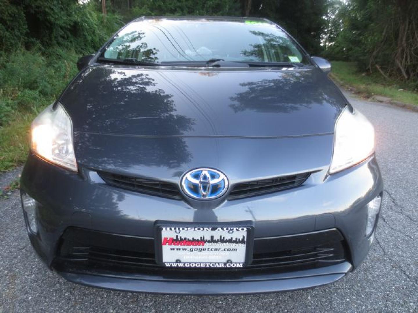 2012 Gray /Gray Toyota Prius Prius II (JTDKN3DU7C1) with an 1.8L L4 DOHC 16V HYBRID engine, Continuously Variable Transmission transmission, located at 270 US Route 6, Mahopac, NY, 10541, (845) 621-0895, 41.349022, -73.755280- Photo#2