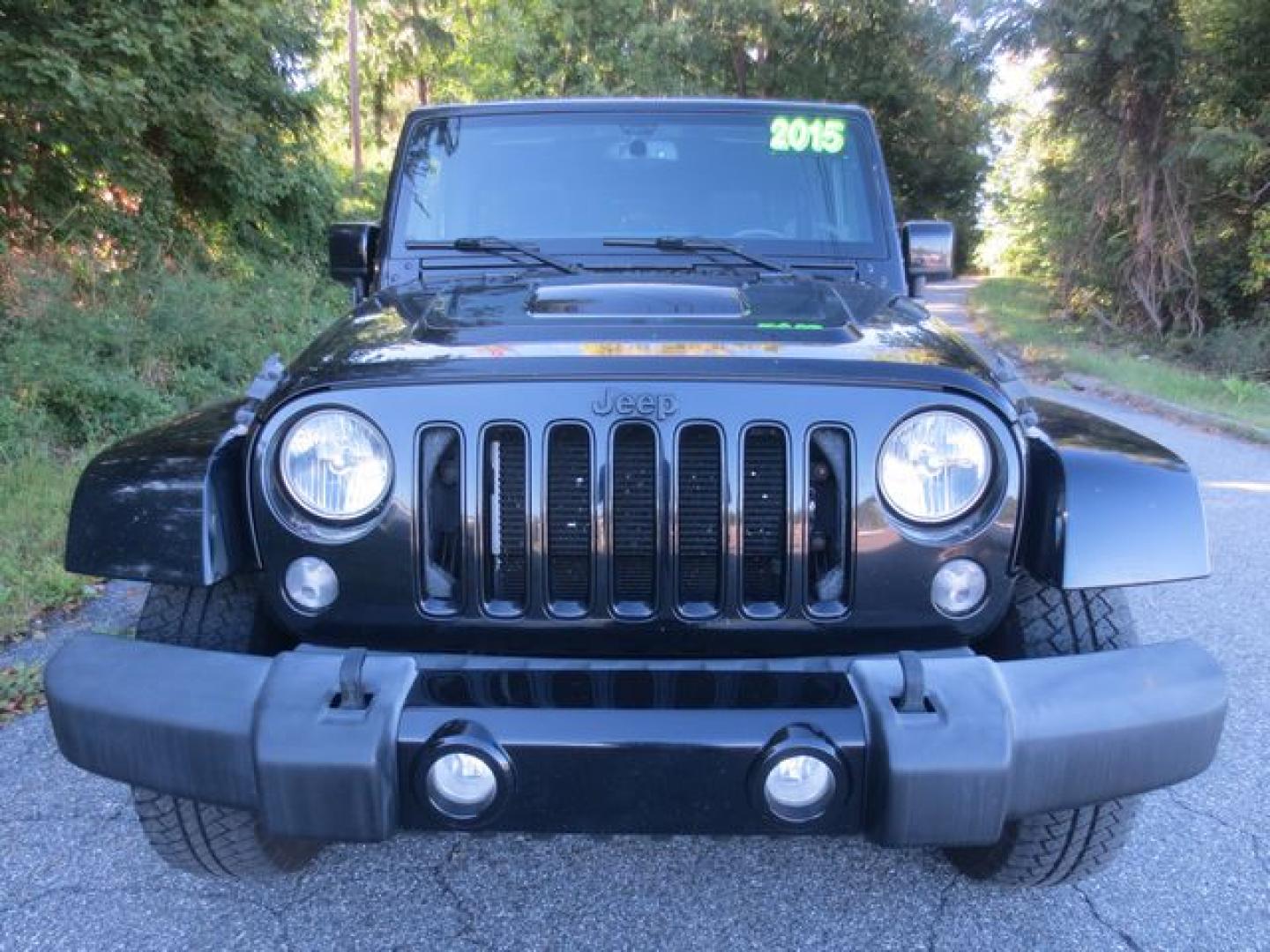 2015 Black /Black Jeep Wrangler Unlimited Altitude (1C4BJWEGXFL) with an 3.6L V6 DOHC 24V FFV engine, Automatic transmission, located at 270 US Route 6, Mahopac, NY, 10541, (845) 621-0895, 41.349022, -73.755280- Photo#2