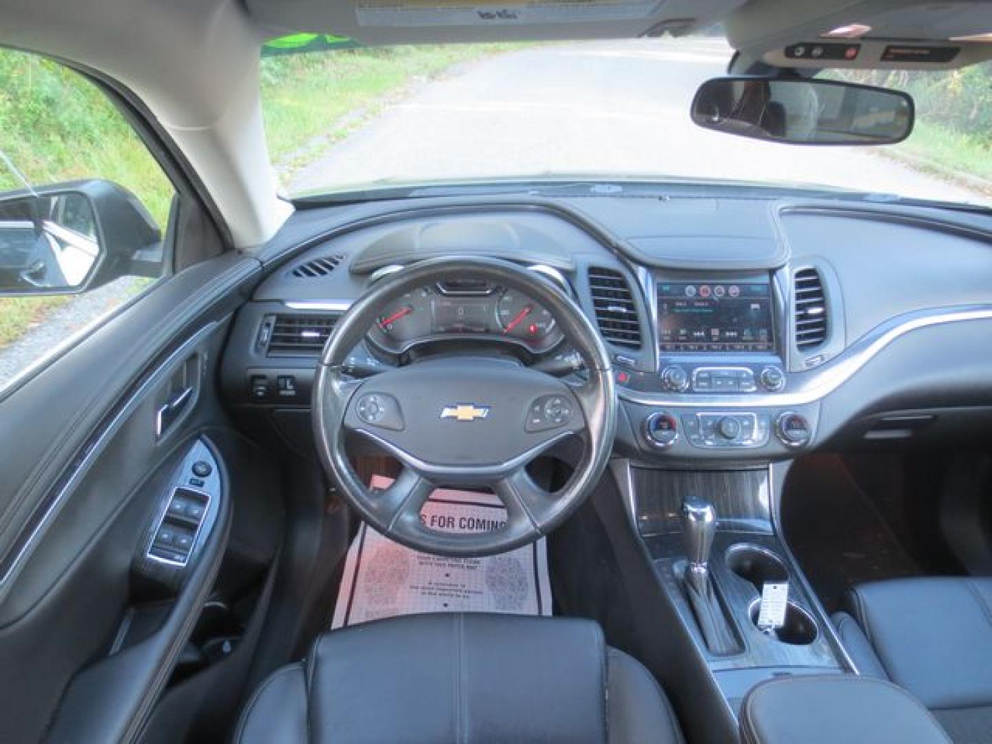 2018 Gray /Black Chevrolet Impala LT (2G1105S32J9) with an 3.6L V6 DOHC 24V engine, Automatic transmission, located at 270 US Route 6, Mahopac, NY, 10541, (845) 621-0895, 41.349022, -73.755280- Photo#8