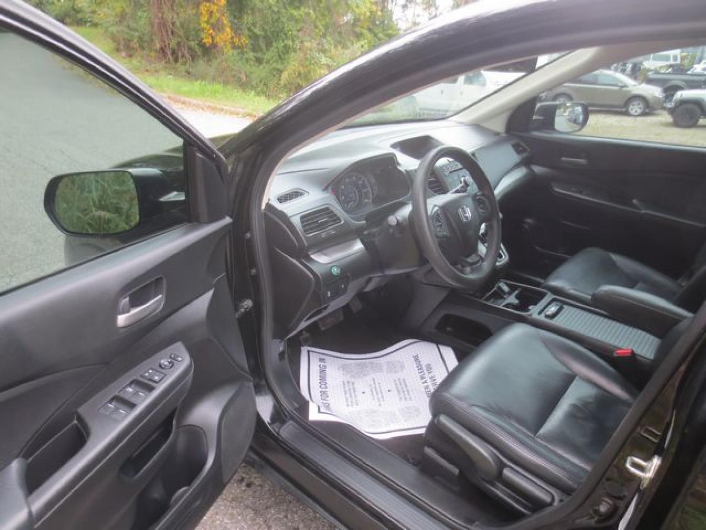 2014 Black /Black Honda CR-V LX (3CZRM3H3XEG) with an 2.4L L4 DOHC 16V engine, Automatic transmission, located at 270 US Route 6, Mahopac, NY, 10541, (845) 621-0895, 41.349022, -73.755280- Photo#6