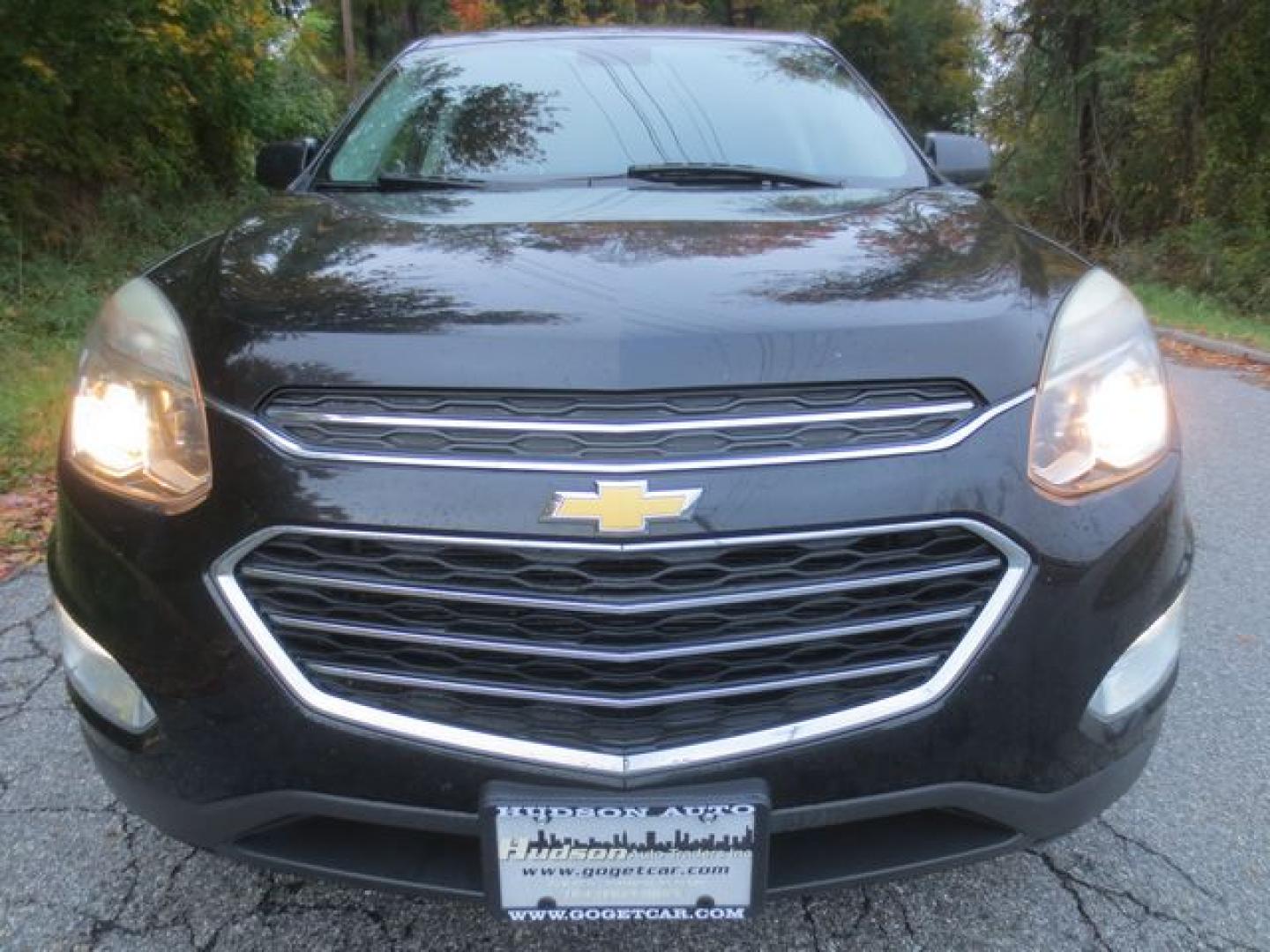 2017 Black /Black Chevrolet Equinox LT (2GNFLFE33H6) with an 3.6L V6 DOHC 24V engine, Automatic transmission, located at 270 US Route 6, Mahopac, NY, 10541, (845) 621-0895, 41.349022, -73.755280- Photo#2