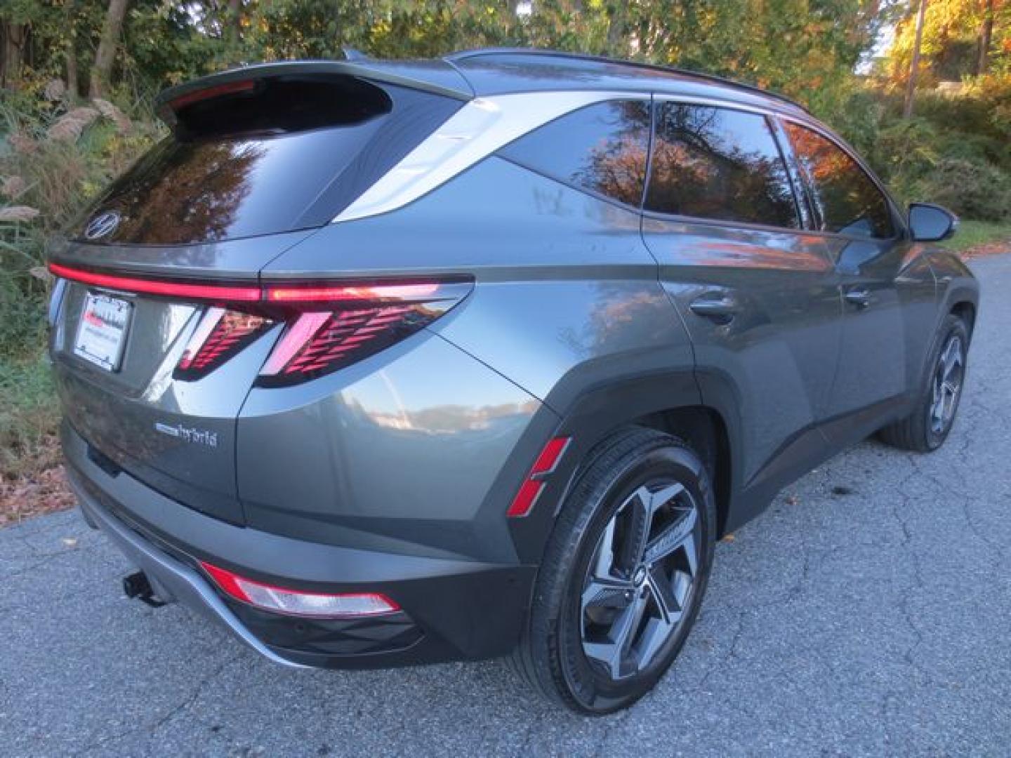 2023 Gray /Gray Hyundai Tucson Limited (KM8JECA17PU) with an 1.6L L4 DOHC 16V HYBRID engine, Automatic transmission, located at 270 US Route 6, Mahopac, NY, 10541, (845) 621-0895, 41.349022, -73.755280- Photo#3