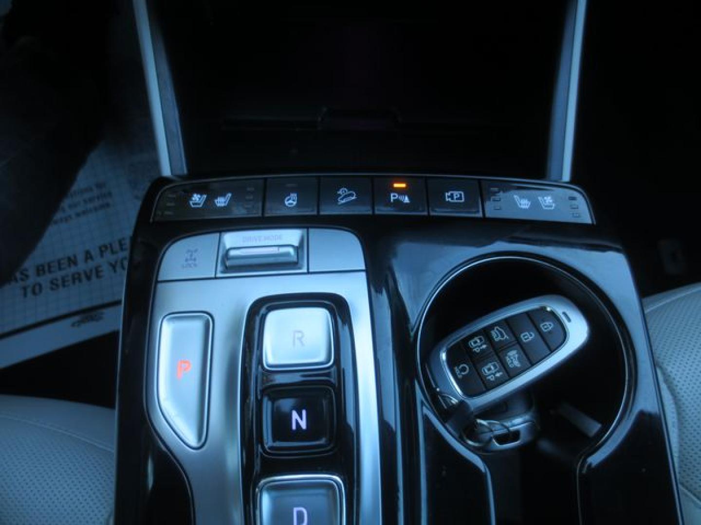 2023 Gray /Gray Hyundai Tucson Limited (KM8JECA17PU) with an 1.6L L4 DOHC 16V HYBRID engine, Automatic transmission, located at 270 US Route 6, Mahopac, NY, 10541, (845) 621-0895, 41.349022, -73.755280- Photo#9