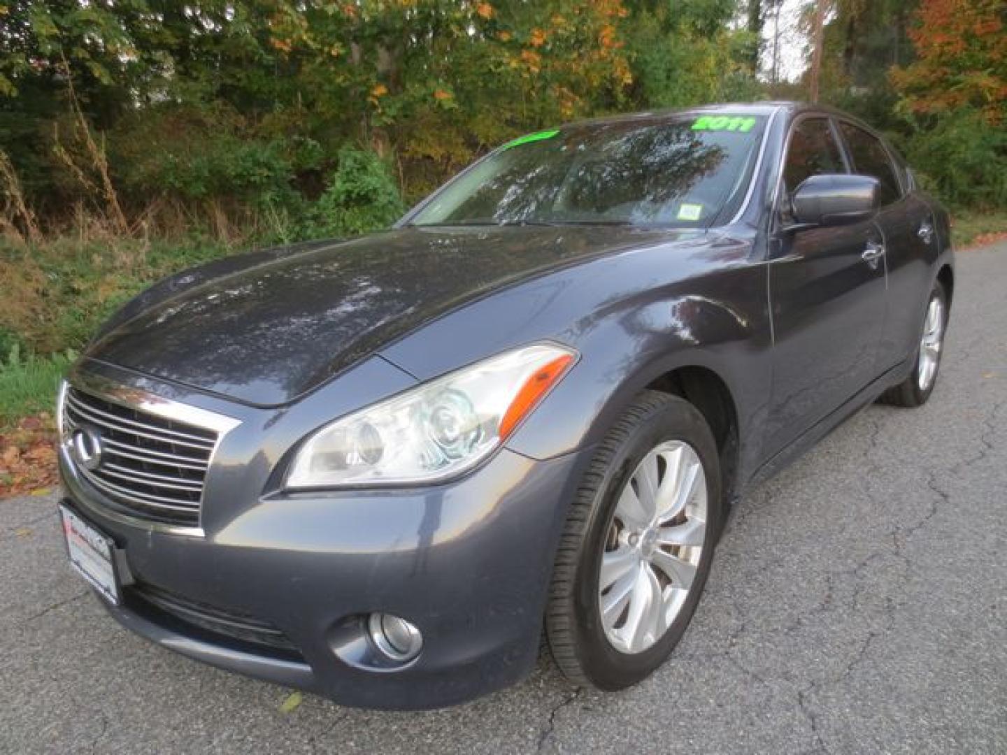 2011 Gray /Black Infiniti M M37x (JN1BY1AR6BM) with an 3.7L V6 DOHC 24V engine, Automatic transmission, located at 270 US Route 6, Mahopac, NY, 10541, (845) 621-0895, 41.349022, -73.755280- Photo#0